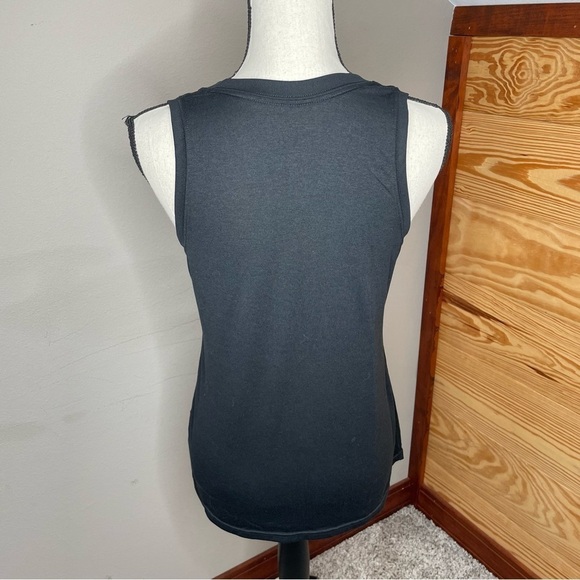 Nike Dri-Fit Sleeveless Activewear Workout Muscle Tank Top in Black Medium - Picture 3 of 10